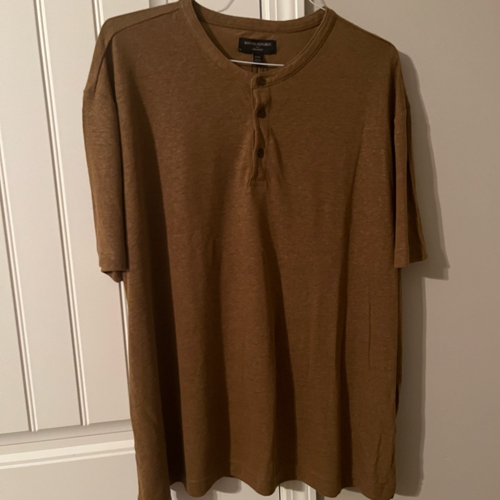 Banana Republic Brown Short Sleeve Tee
